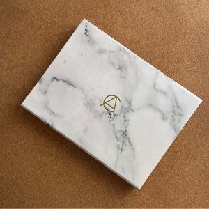 ADEPT COSMETICS 70 Pan Marble Empty Palette